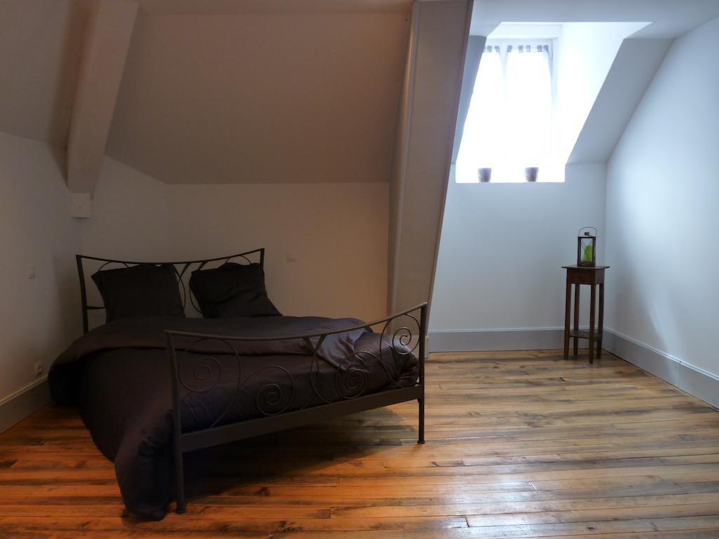 Le Betrot Bed & Breakfast Estissac Стая снимка