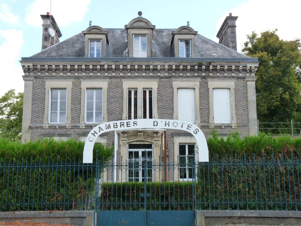 Le Betrot Bed & Breakfast Estissac Екстериор снимка