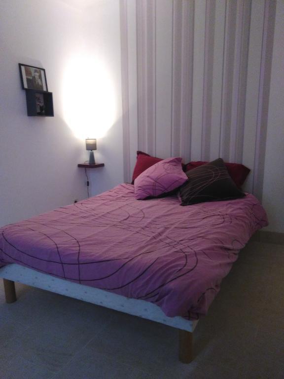 Le Betrot Bed & Breakfast Estissac Екстериор снимка